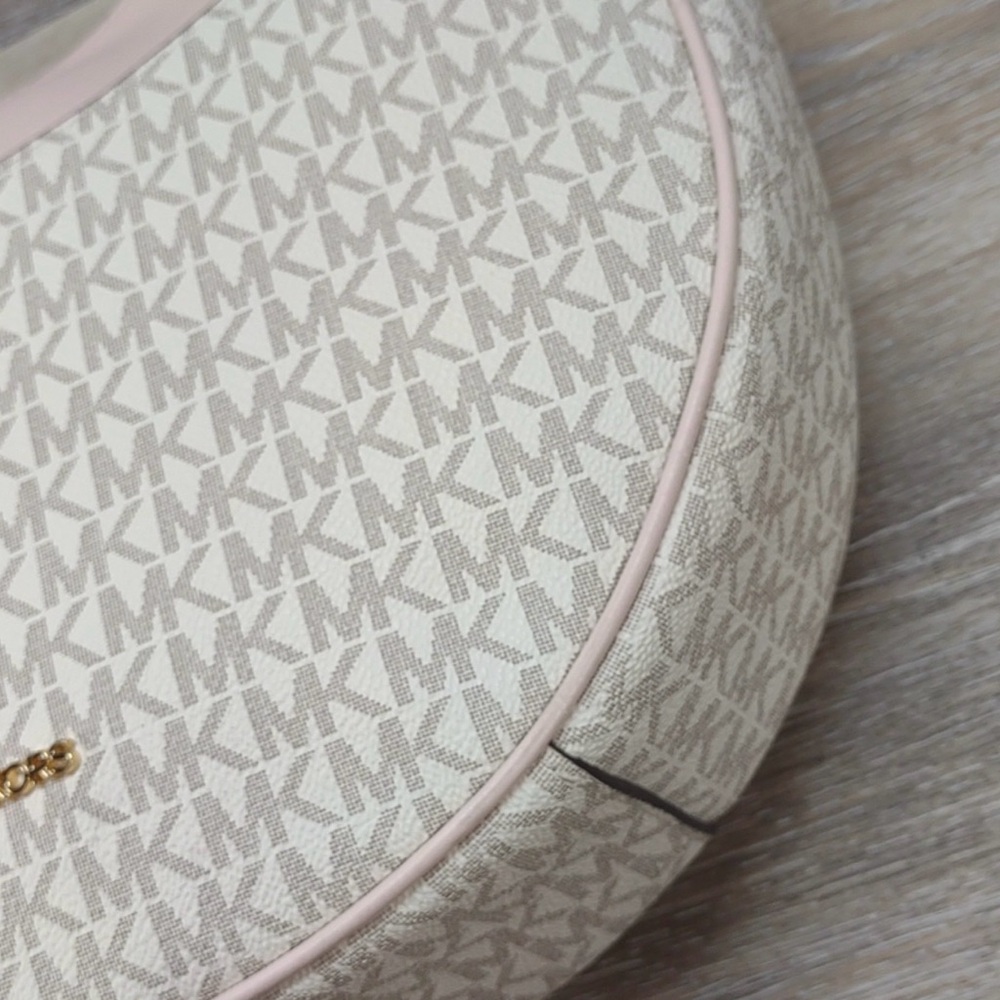 Michael Kors Large Dover Crossbody in Powder Blush! EUC! - Picture 10 of 13